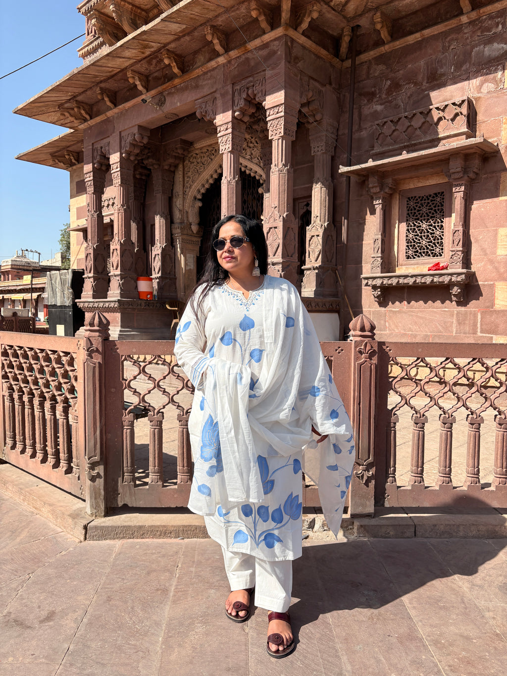 Classic White Floral Printed Kurta Set