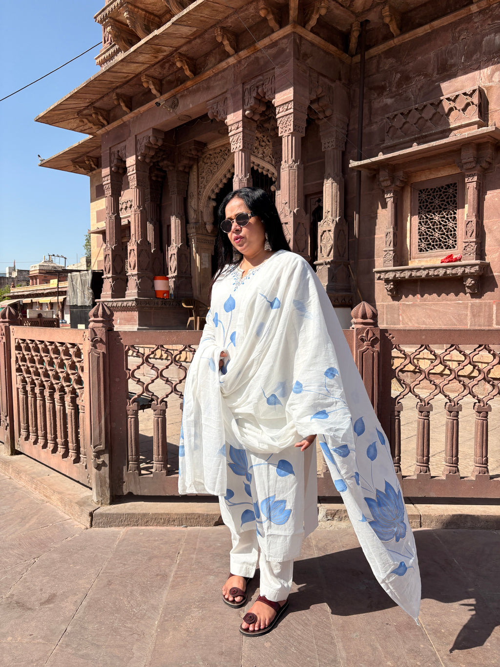 Classic White Floral Printed Kurta Set