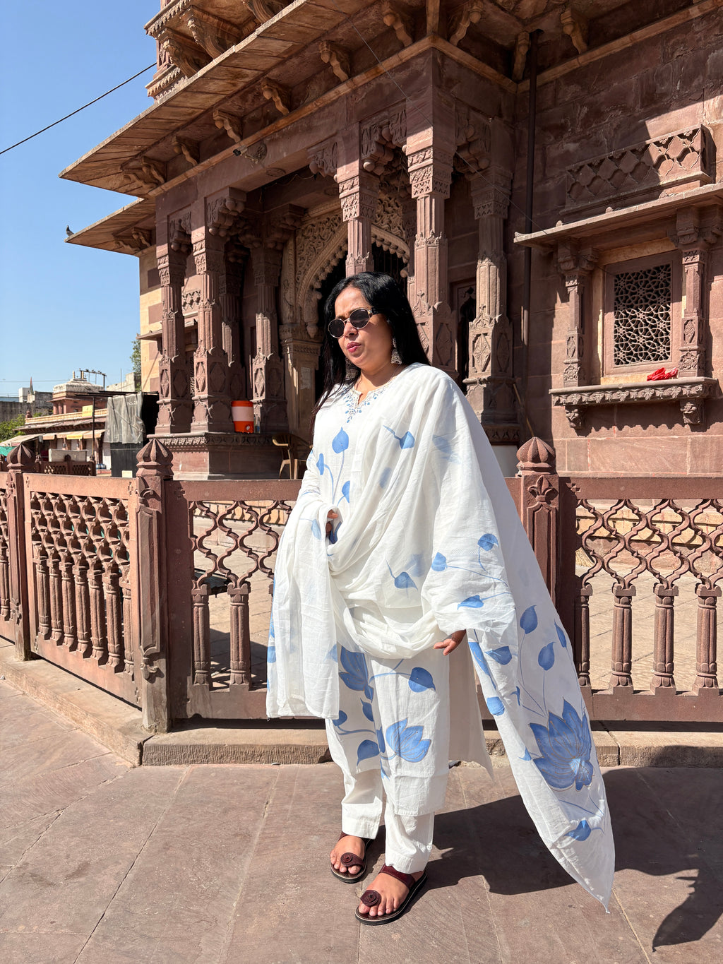 Classic White Floral Printed Kurta Set