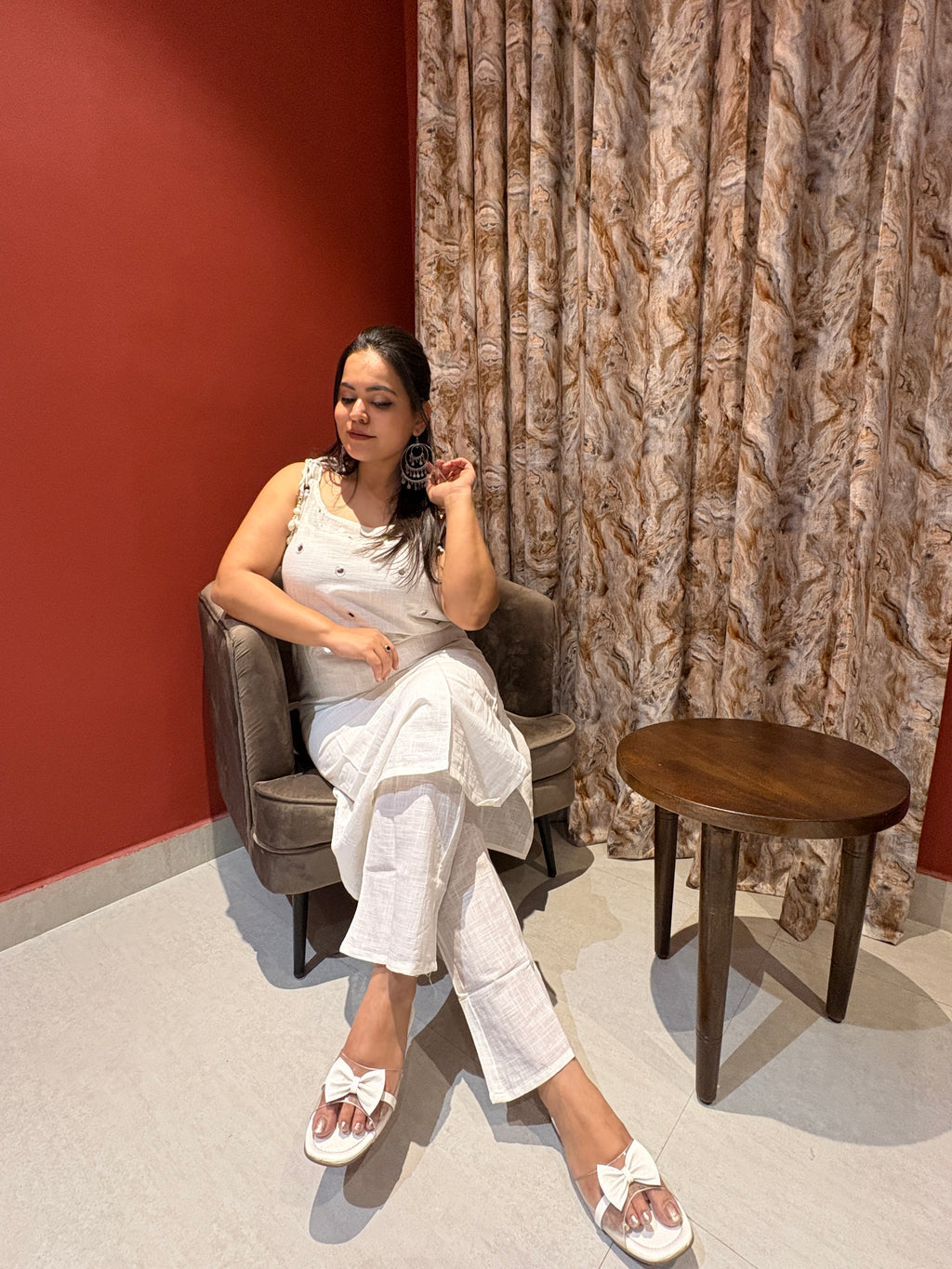 Women's Off-White Linen Co-Ord Set | Sleeveless Kurta & Straight Pant Set | Rangriti House