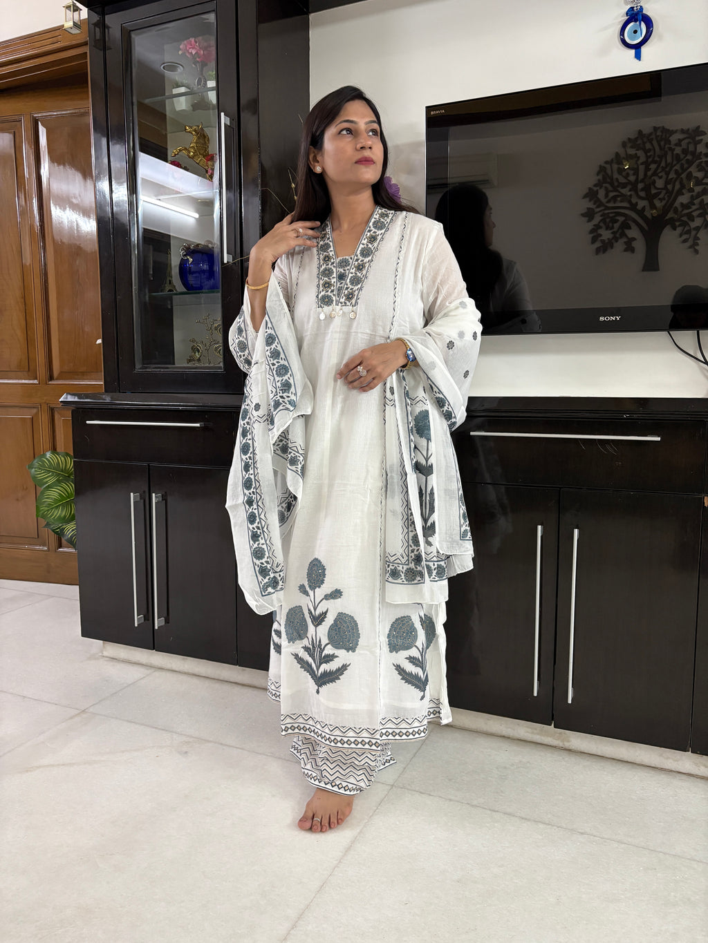 Women's White Floral Printed Cotton Kurta Set with Dupatta | Ethnic Wear | Rangriti House