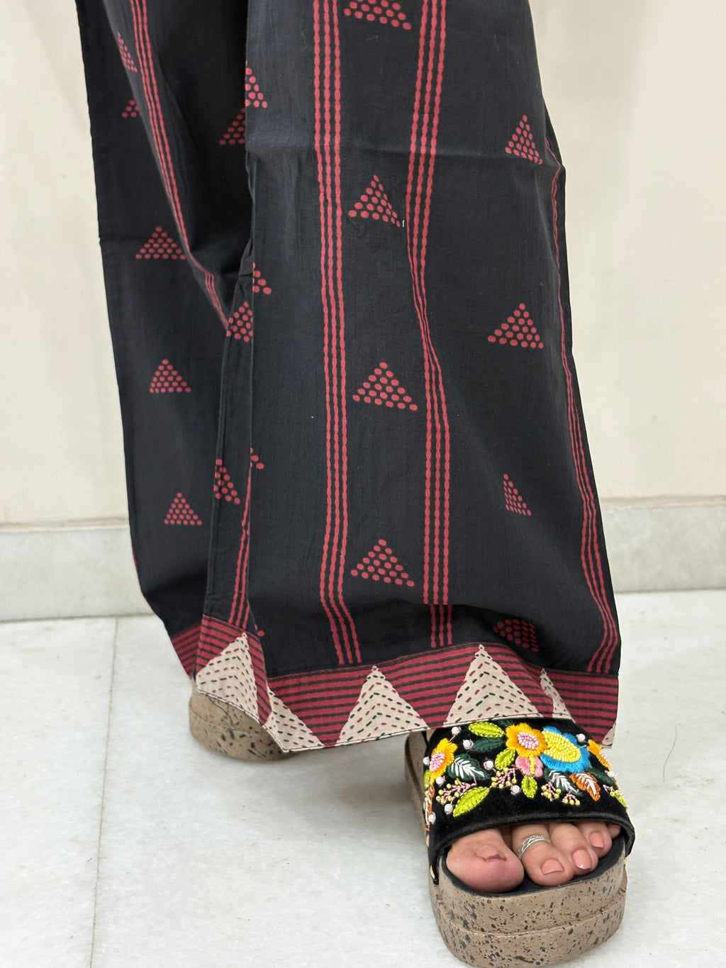 Women's Black Printed Co-Ord Set | Sleeveless Kurta & Palazzo Set | Rangriti House