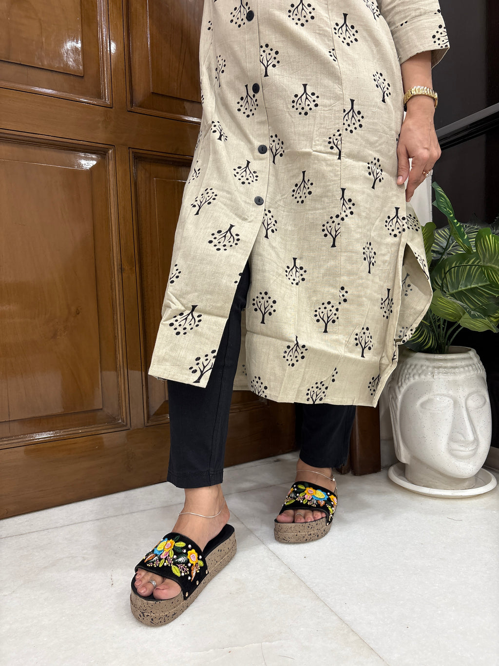 Women's Beige Printed Cotton Kurta | Casual Straight Kurti for Women | Rangriti House