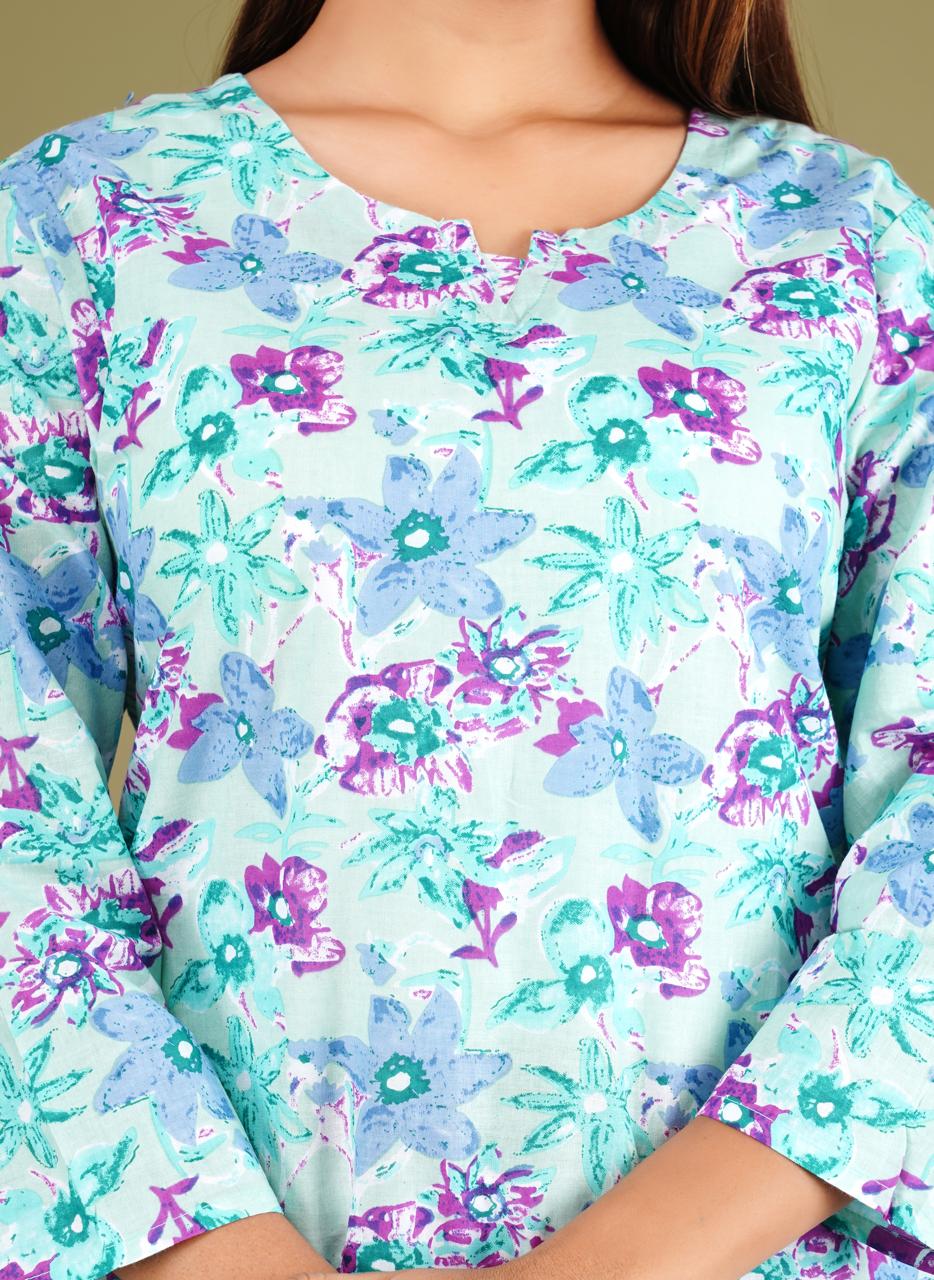 Elegant Floral Kurta Set with Printed Pants – Women’s Ethnic Wear