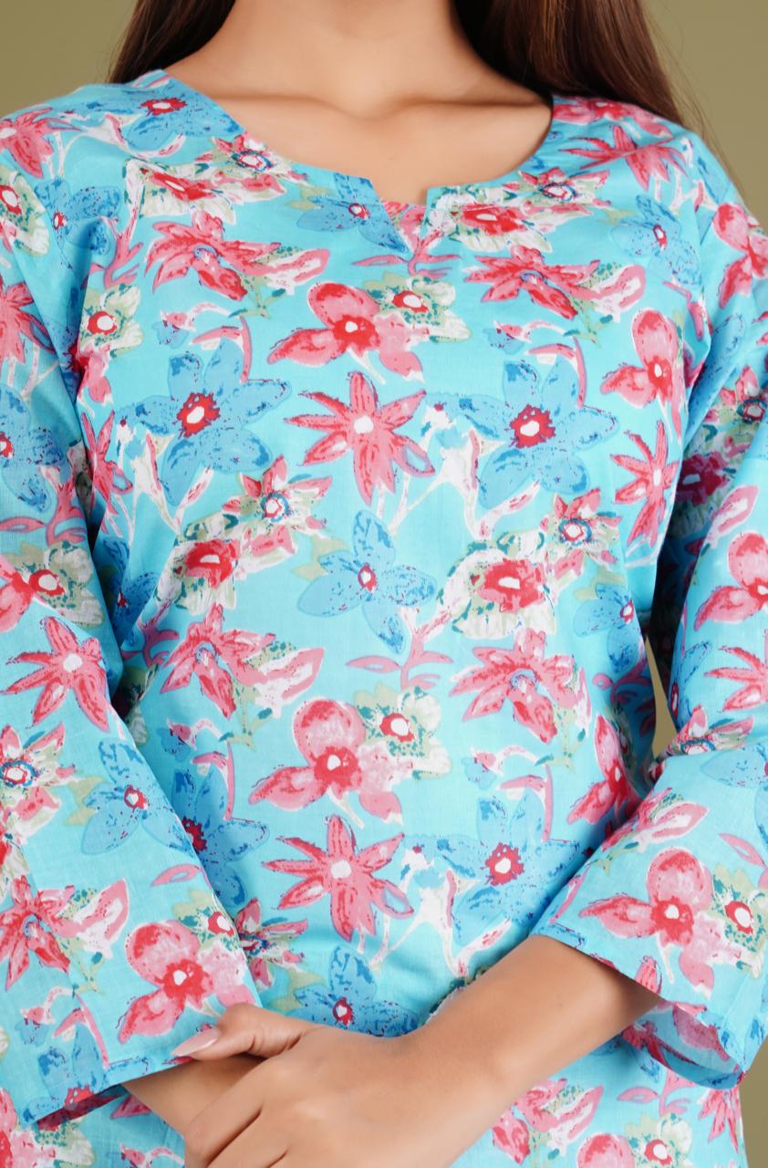 Elegant Floral Kurta Set with Printed Pants – Women’s Ethnic Wear