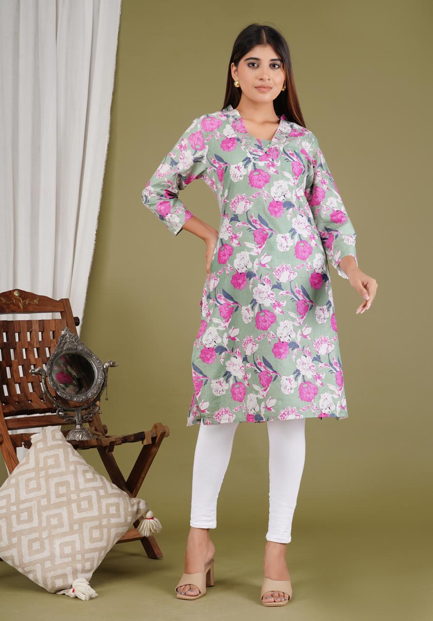 Elegant Floral Kurta Set with Printed Pants – Women’s Ethnic Wear